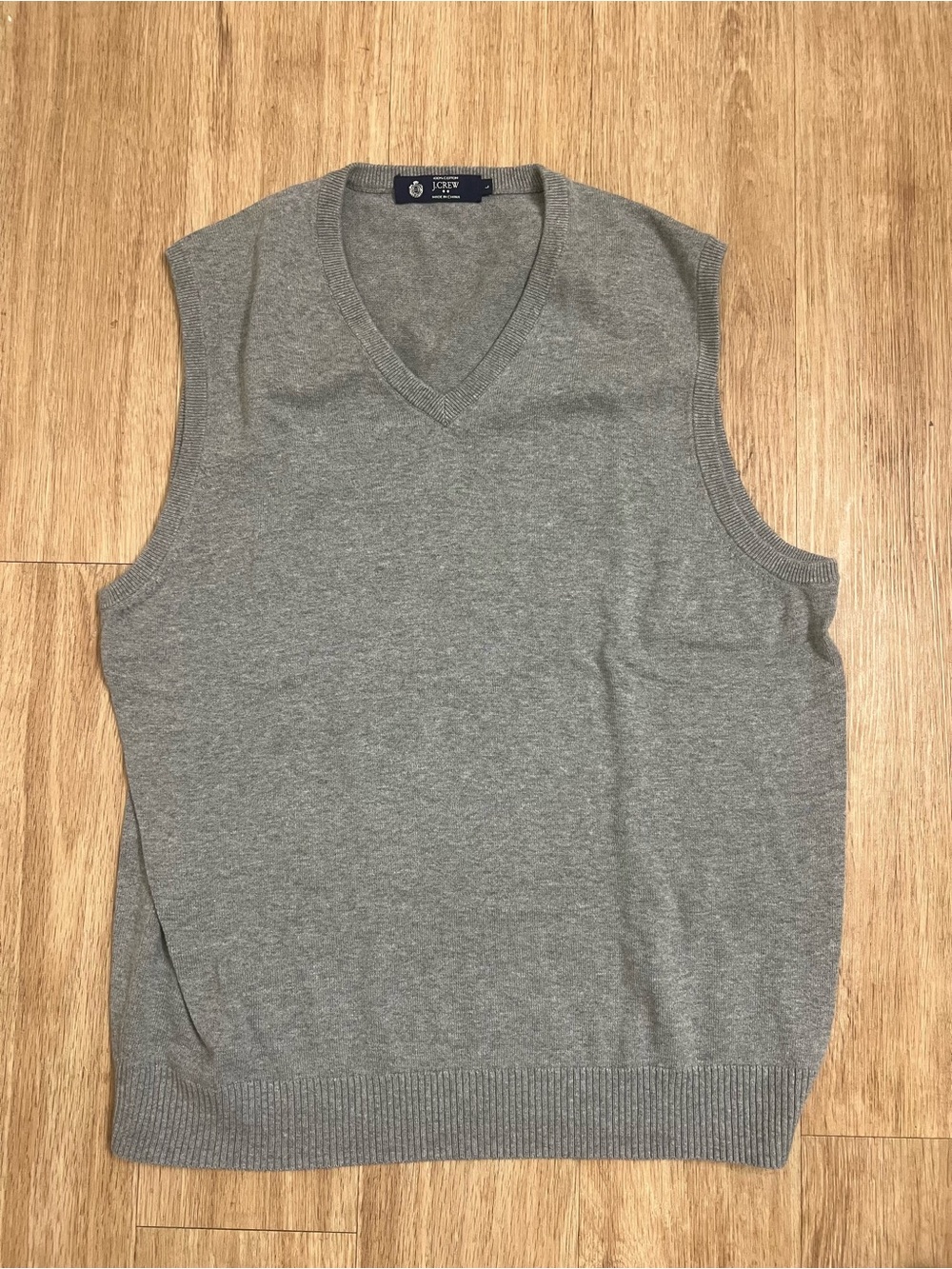 J. Crew Men's Light Gray 100% cotton V-Neck Sweater Vest